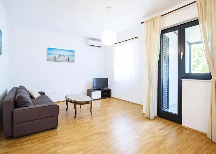 Perojka Apartment